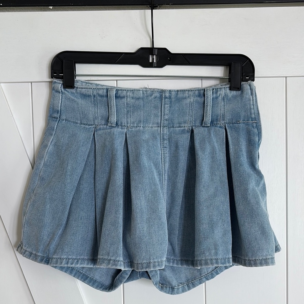 Altar'd State Light Blue Pleated Denim Mini Skort